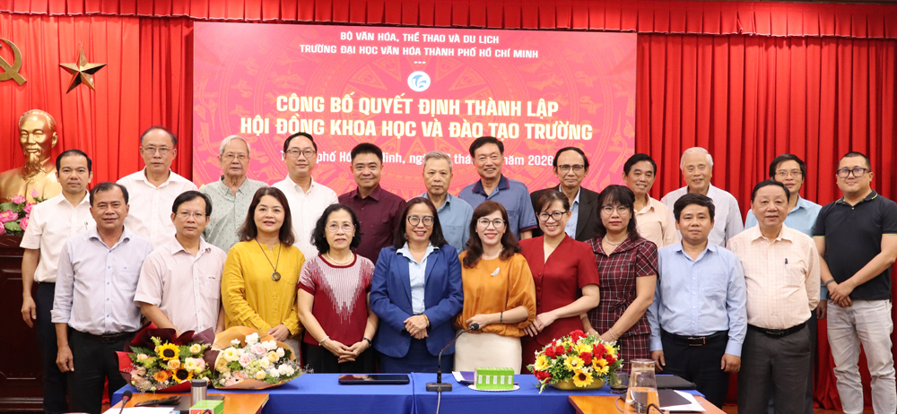 Trường Đại học Văn hóa TP.HCM ra mắt Hội đồng Khoa học và Đào tạo nhiệm kỳ 2026-2031, tri ân các thành viên nhiệm kỳ 2020-2025