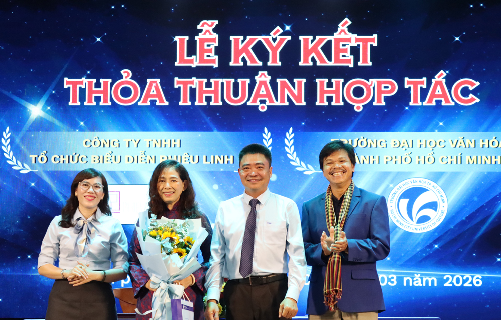 Trường Đại học Văn hóa TP.HCM ký kết hợp tác với các cơ quan, tổ chức, doanh nghiệp và công bố chuỗi hoạt động tưởng niệm 100 năm ngày mất Phan Châu Trinh